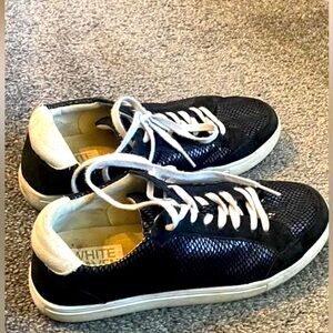 Stylish Black and White women Sneakers Size 9